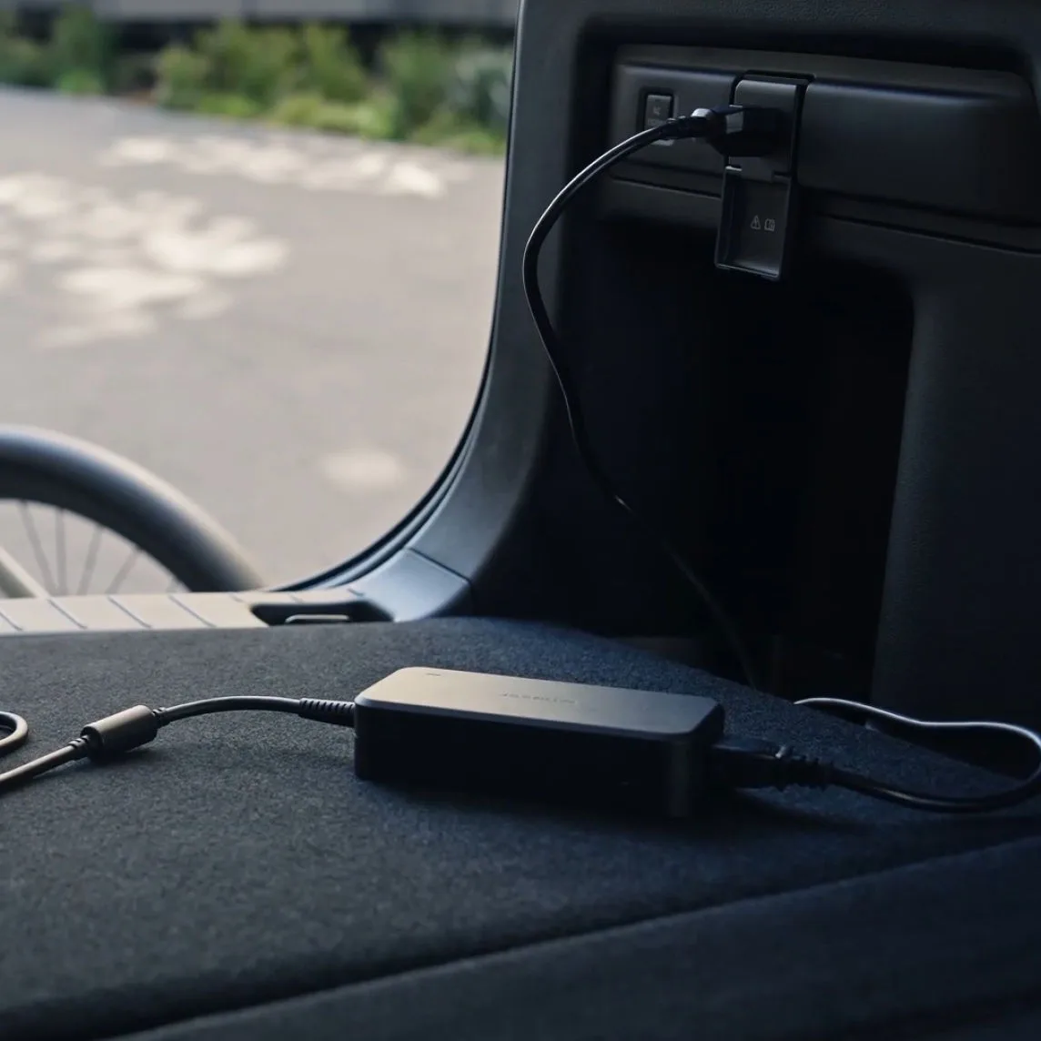 2026 Mazda CX-90 PHEV – USB and Power Outlets