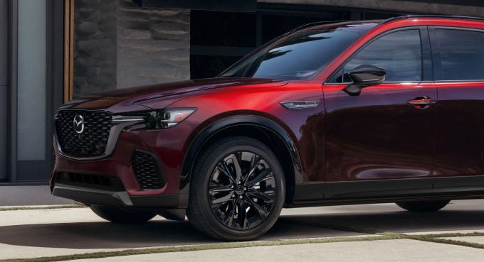 2027 Mazda CX-90 – Sophisticated Black Accents