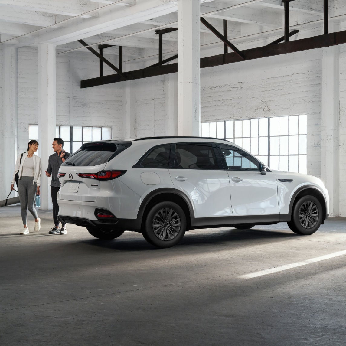 2026 Mazda CX-70 PHEV – Parked Exterior Side View