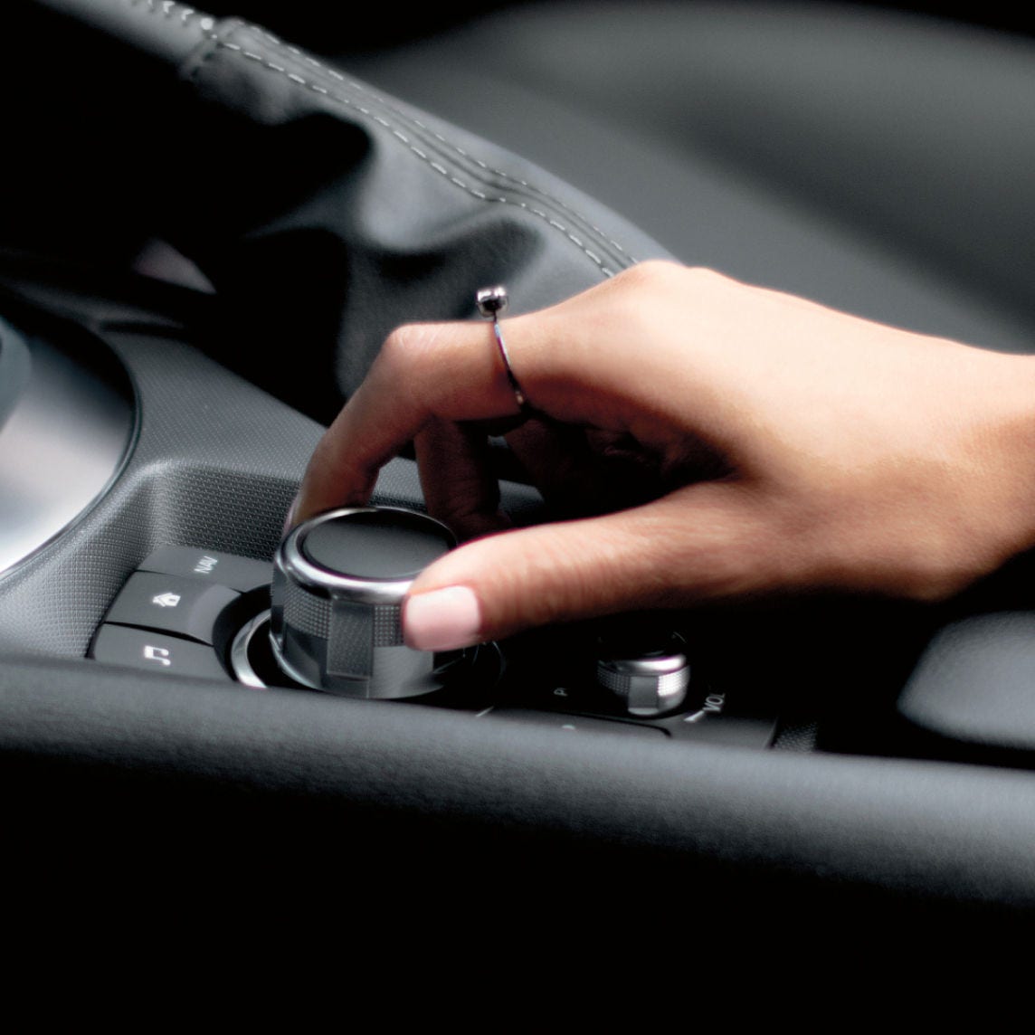 2026 Mazda MX-5 Miata – Human Machine Interface (HMI)