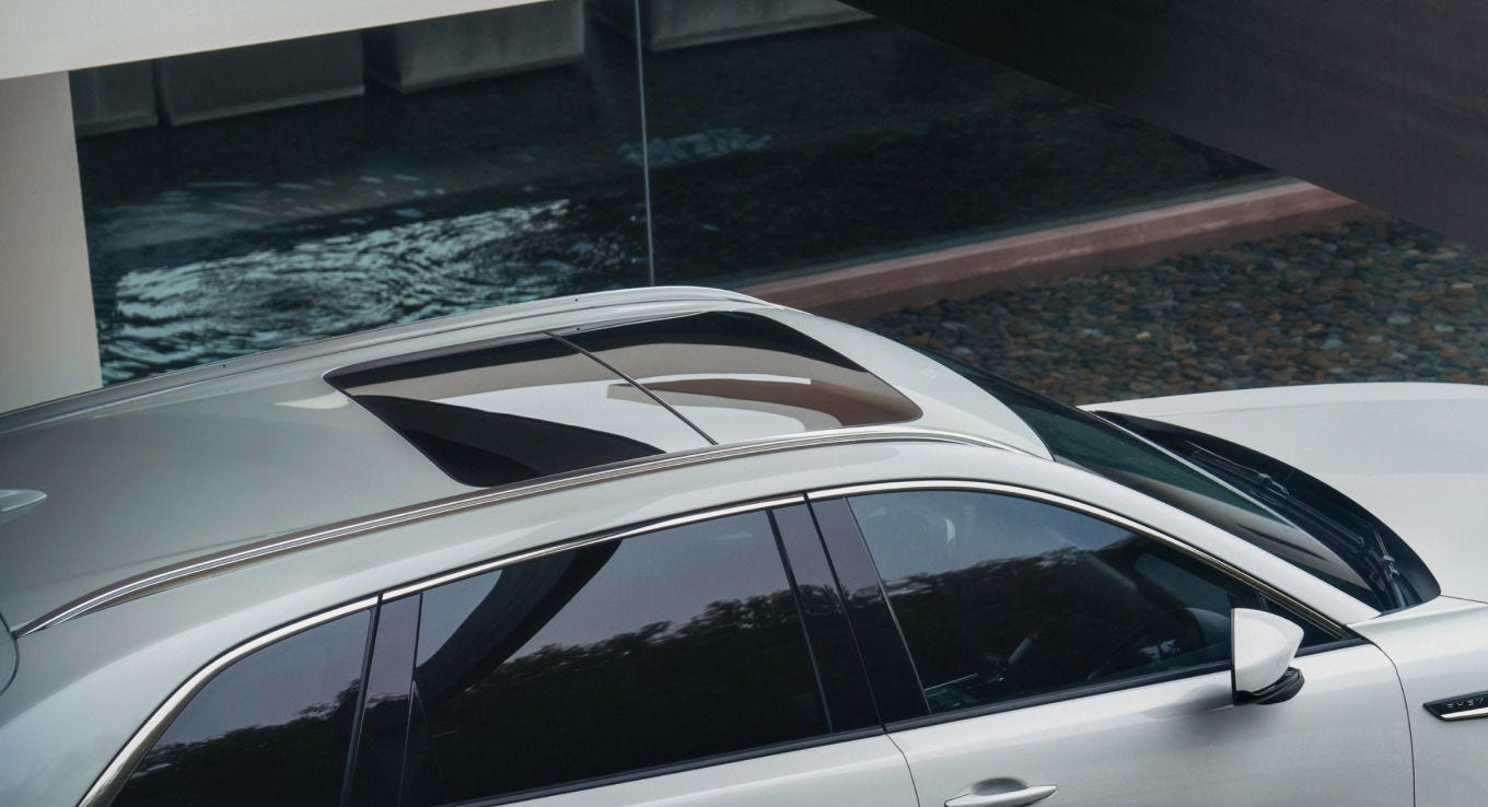 Mazda CX-90 PHEV - Available Moonroof