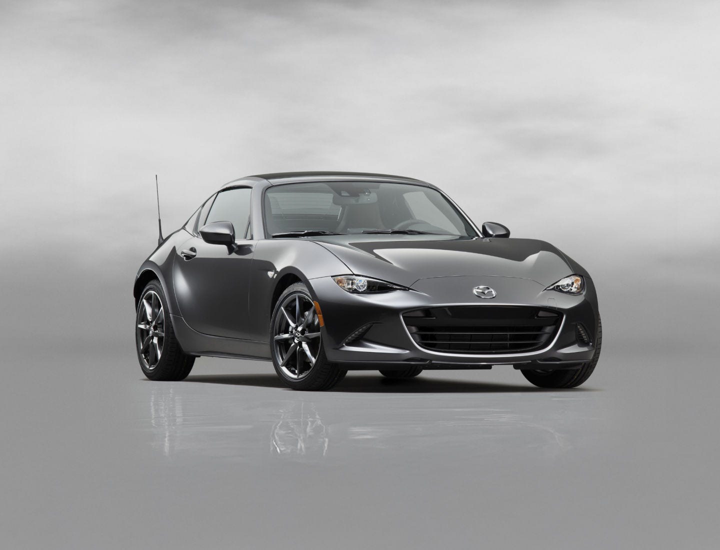 Mazda MX-5 Miata – Generation 4: RF (2017)