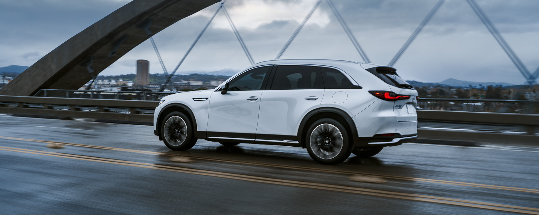 Mazda CX-90 PHEV  -  Driving on the Bridge