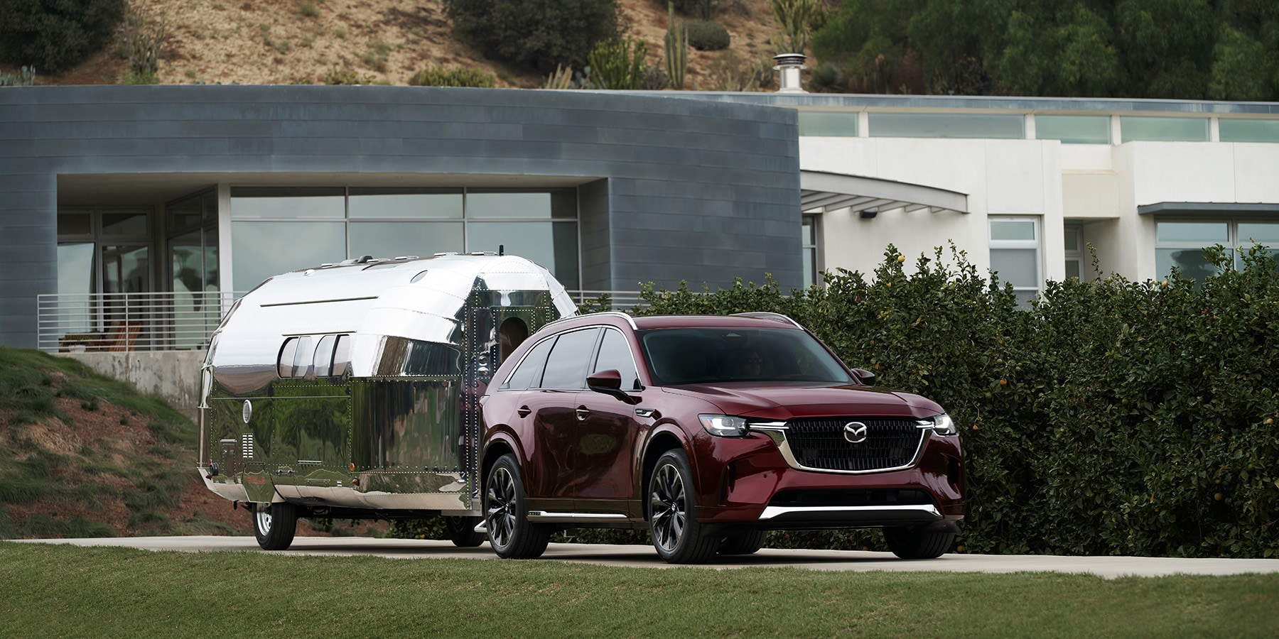 Driving Modes Explained: A Guide  –  Mazda CX-90 Towing a Camper Trailer