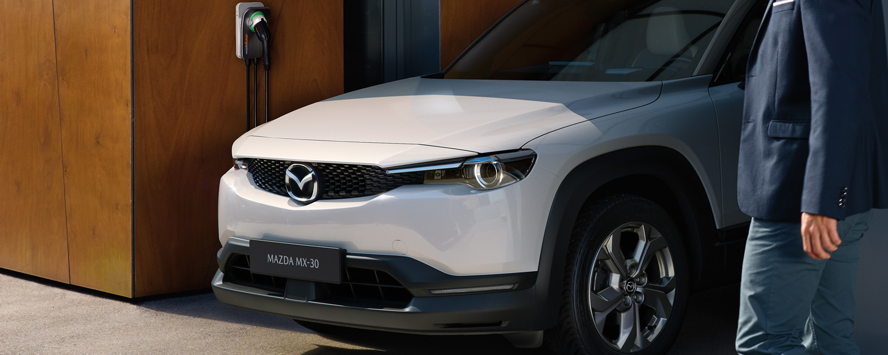 Opciones de carga del EV en casa  –  Mazda MX-30