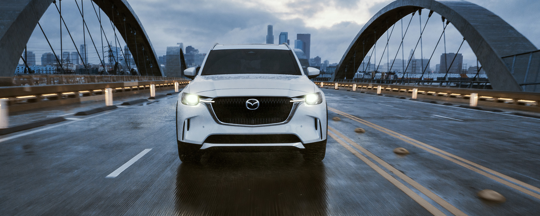 Vehículo eléctrico híbrido enchufable (PHEV)  –  Mazda CX-90 PHEV