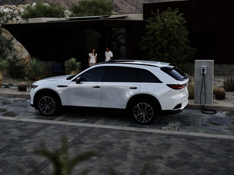 EV 12-Volt Battery Purpose  –  Utilitario Mazda CX-90 PHEV