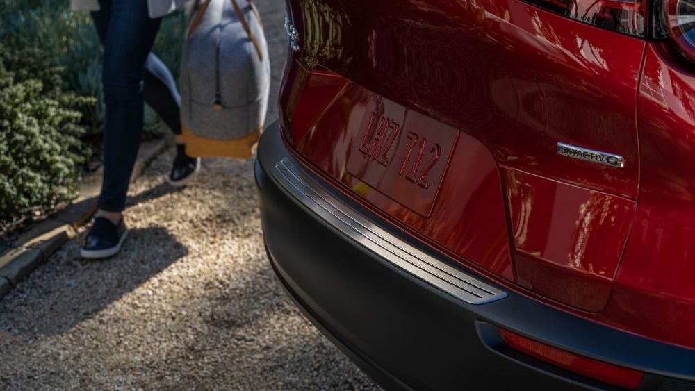 Accesorios para el Mazda CX-30 2025  –  Cesta portaequipaje Thule