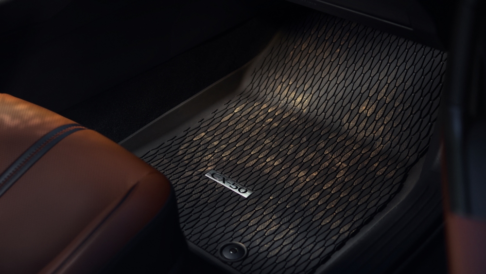 Accesorios para el Mazda CX-50 2025  –  Alfombras para toda estación