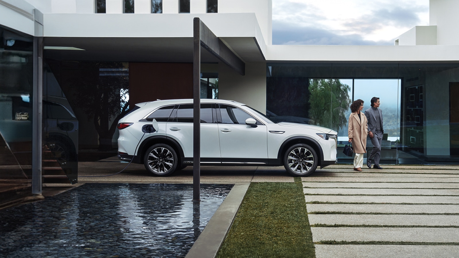 2025 Mazda cx-90 phev exterior passenger side view