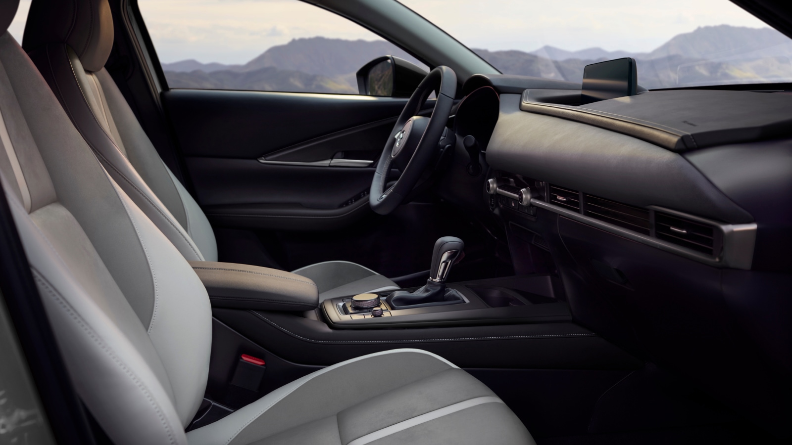 MAZDA CX-30 2026 – Elegante interior de la cabina MAZDA CX-30 2026 – Elegante interior de la cabina