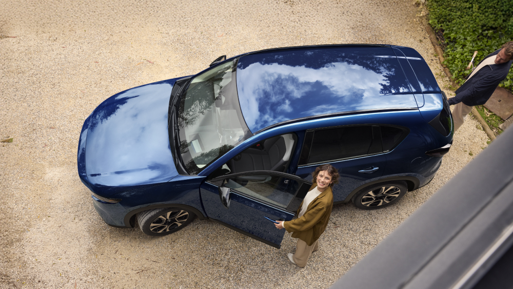 2026 Mazda CX-5 Crossover SUV – Navy Blue Mica