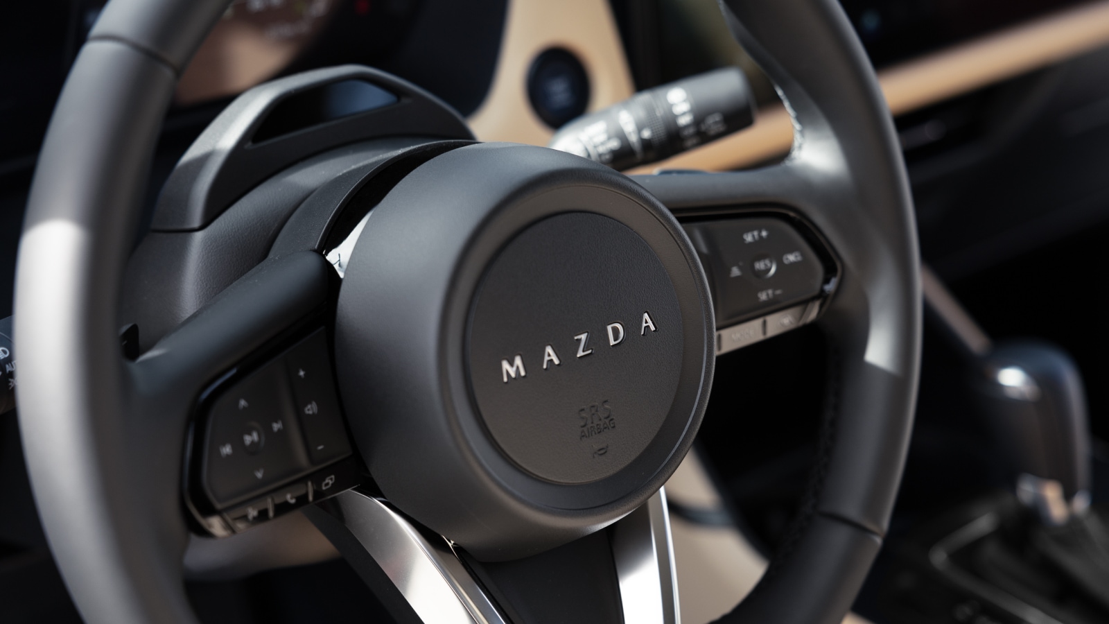 MAZDA CX-5 2026  –  Volante