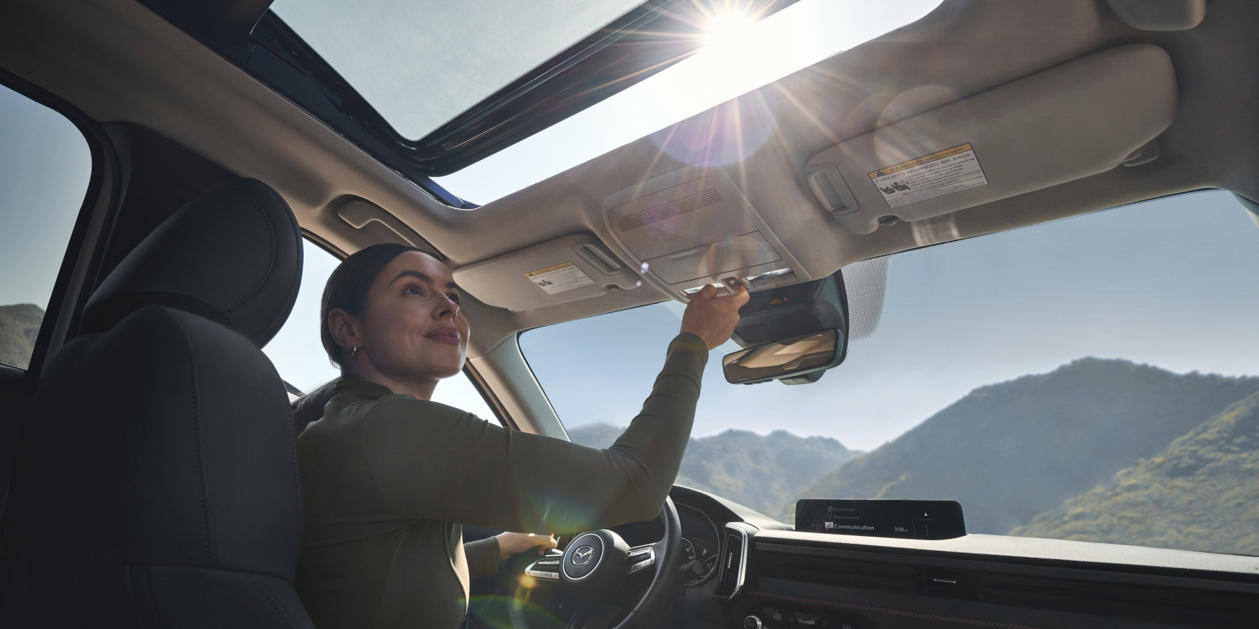 Panoramic moonroof with opening front section