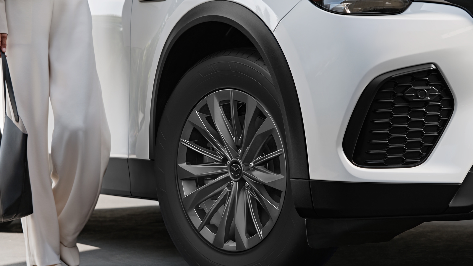 Mazda CX-70 PHEV – Wheel Close-up