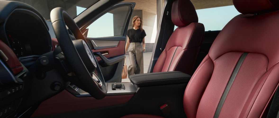 MAZDA CX-70 2026  –  Interior Cabin with Red Nappa Leather-Trimmed Seats
