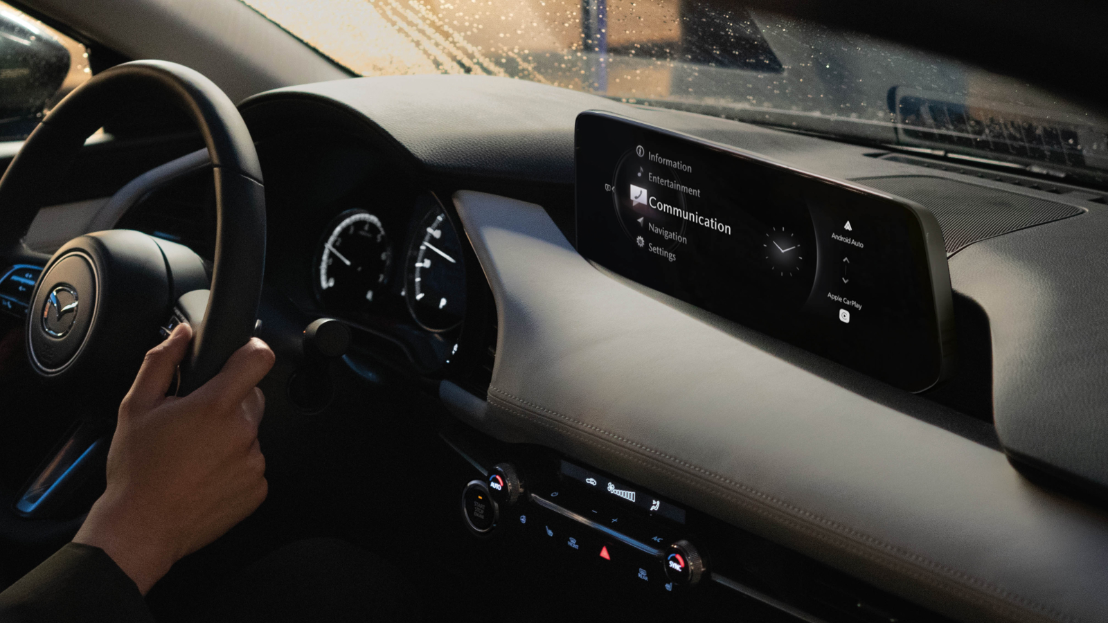 Mazda 3 Hatchback – 10.25 inch Full-Color Center Display