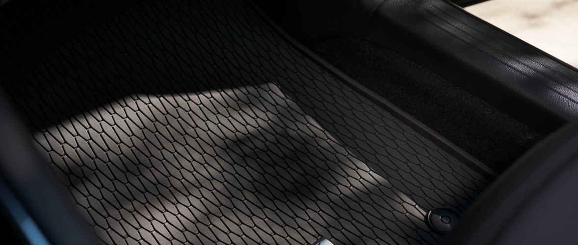 Accesorios del Mazda 3 Hatchback 2026  –  Alfombras para toda estación