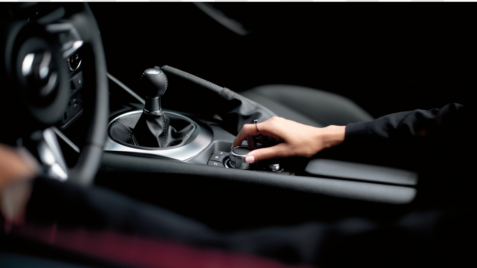 2026 Mazda MX-5 Miata RF – Center Console