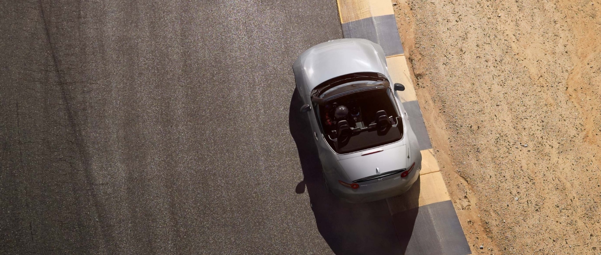 Mazda MX-5 Miata 2026  –  Diferencial asimétrico con deslizamiento limitado