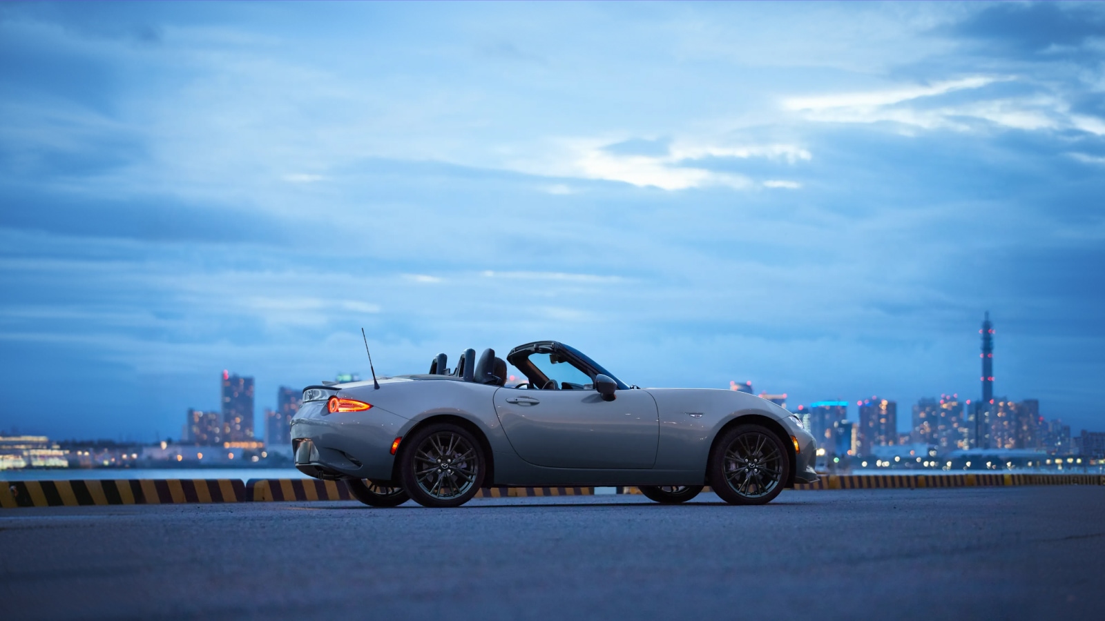 Mazda MX-5 Miata Convertible 2026