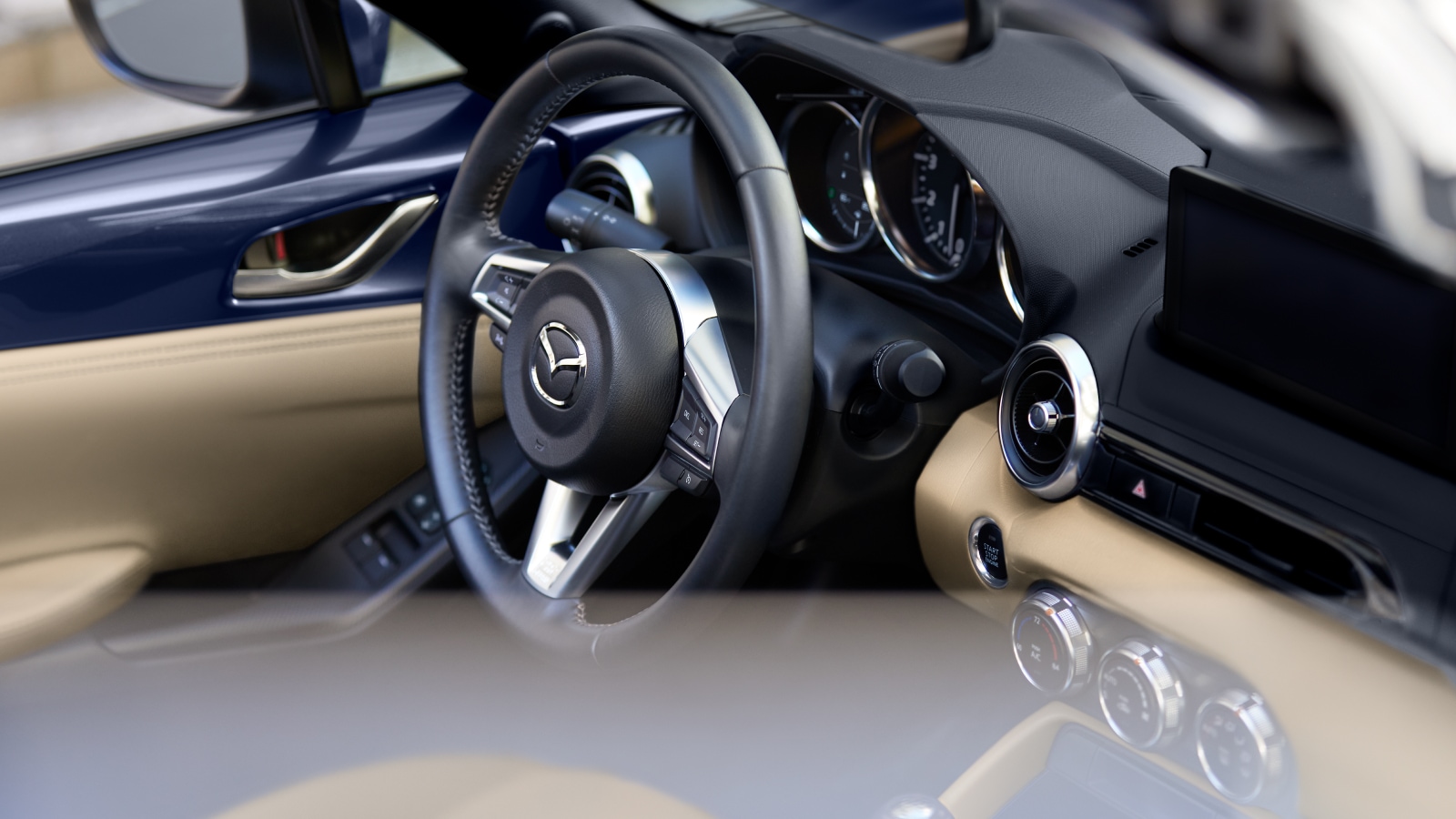 Mazda MX-5 Miata 2026  –  Driver Focused Cockpit